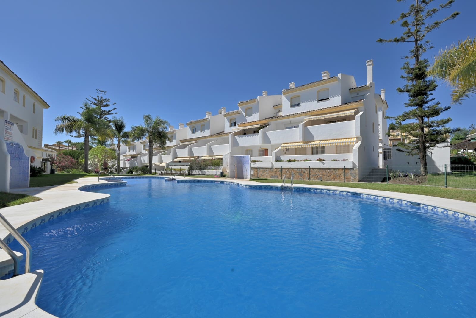 2 chambre Appartement à vendre à Calahonda avec piscine - 293 000 € (Ref: 9184944)