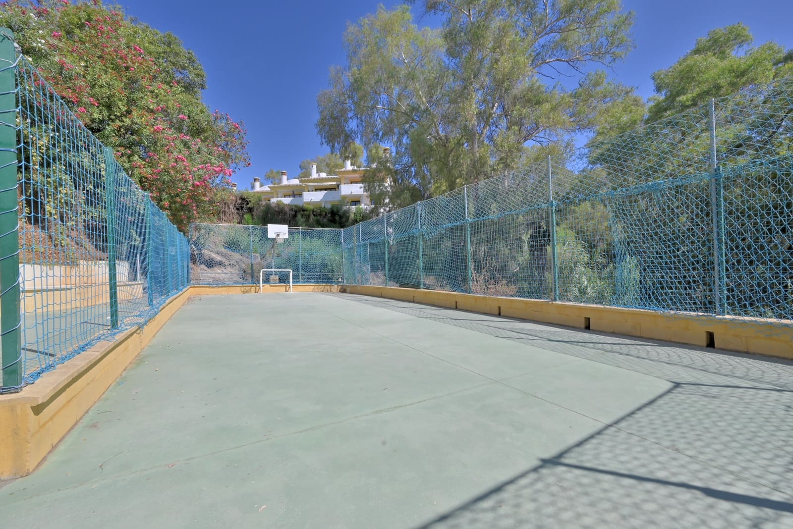 2 chambre Appartement à vendre à Calahonda avec piscine - 293 000 € (Ref: 9184944)