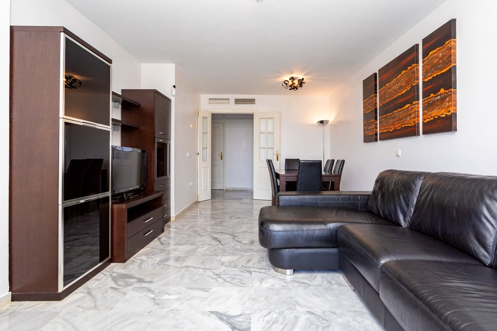 3 soveværelse Lejlighed til salg i Riviera del Sol med swimmingpool garage - € 330.000 (Ref: 9187902)