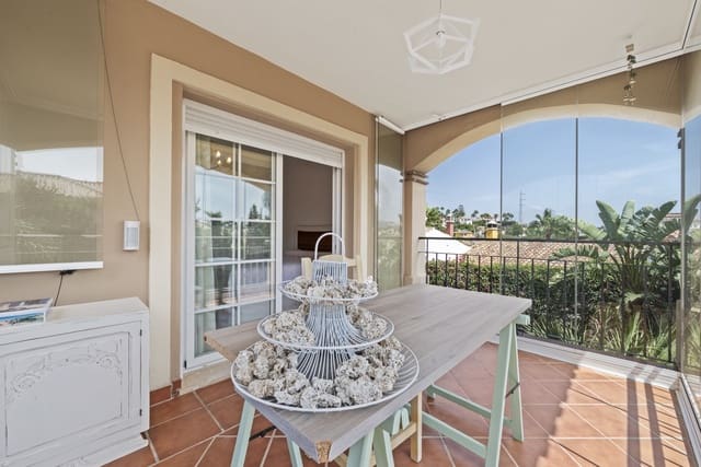3 Zimmer Villa zu verkaufen in Riviera del Sol, Mijas mit Pool Garage - 749.000 € (Ref: 9191993)