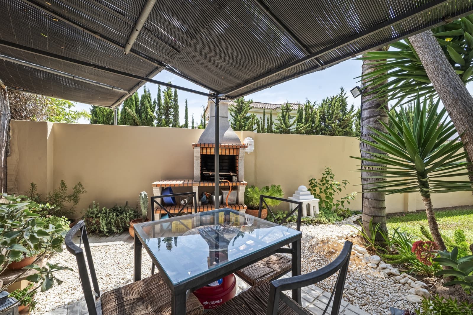 3 slaapkamer Villa te koop in Riviera del Sol met zwembad garage - € 749.000 (Ref: 9191993)