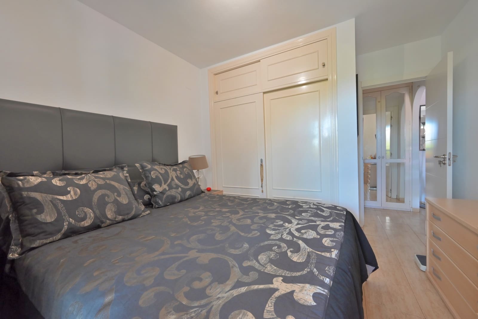 1 quarto Apartamento para venda em Calahonda com piscina - 246 000 € (Ref: 9204139)