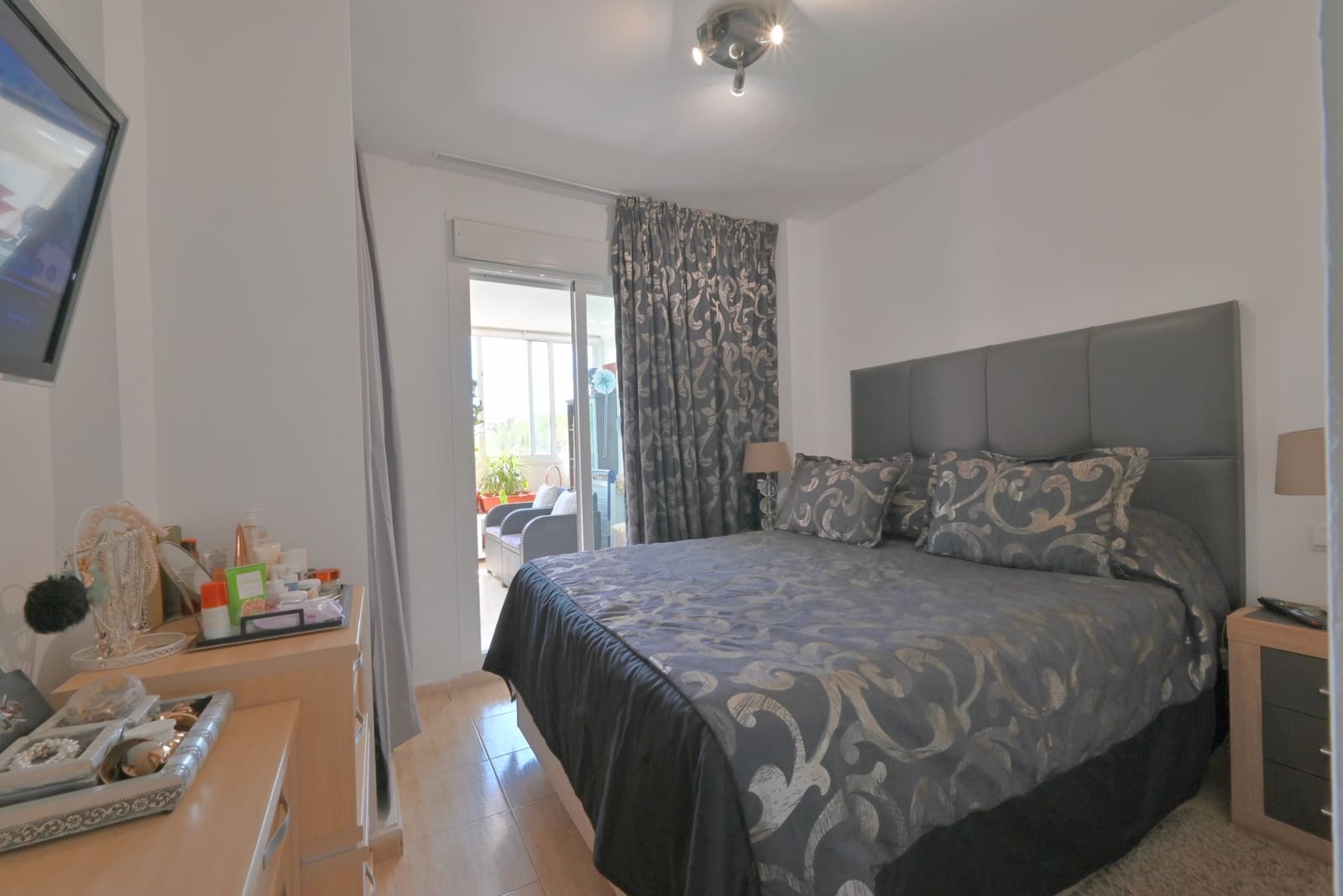 1 quarto Apartamento para venda em Calahonda com piscina - 246 000 € (Ref: 9204139)