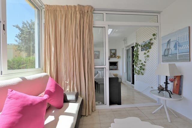 1 bedroom Apartment for sale in Calahonda, Mijas with pool - € 246,000 (Ref: 9204139)