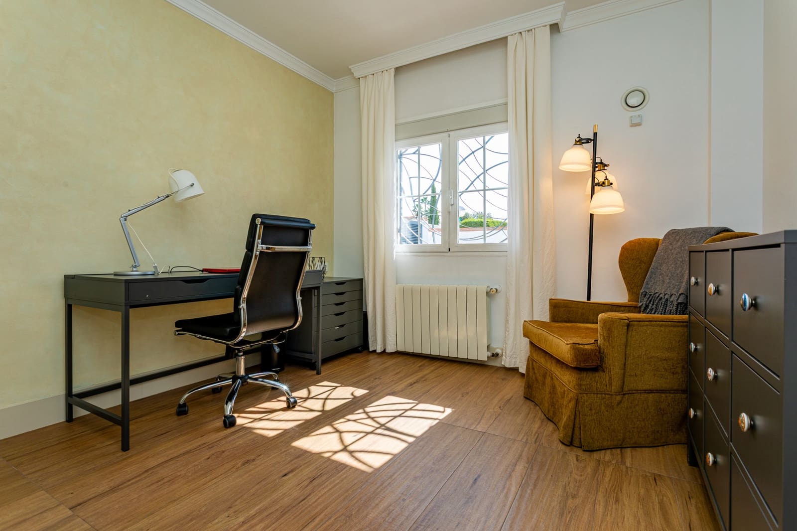 6 soveværelse Villa til salg i Calahonda med swimmingpool garage - € 1.600.000 (Ref: 9208003)