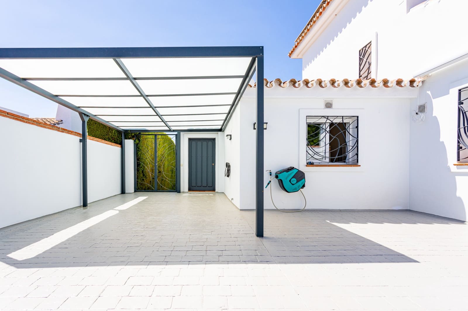 6 soveværelse Villa til salg i Calahonda med swimmingpool garage - € 1.600.000 (Ref: 9208003)