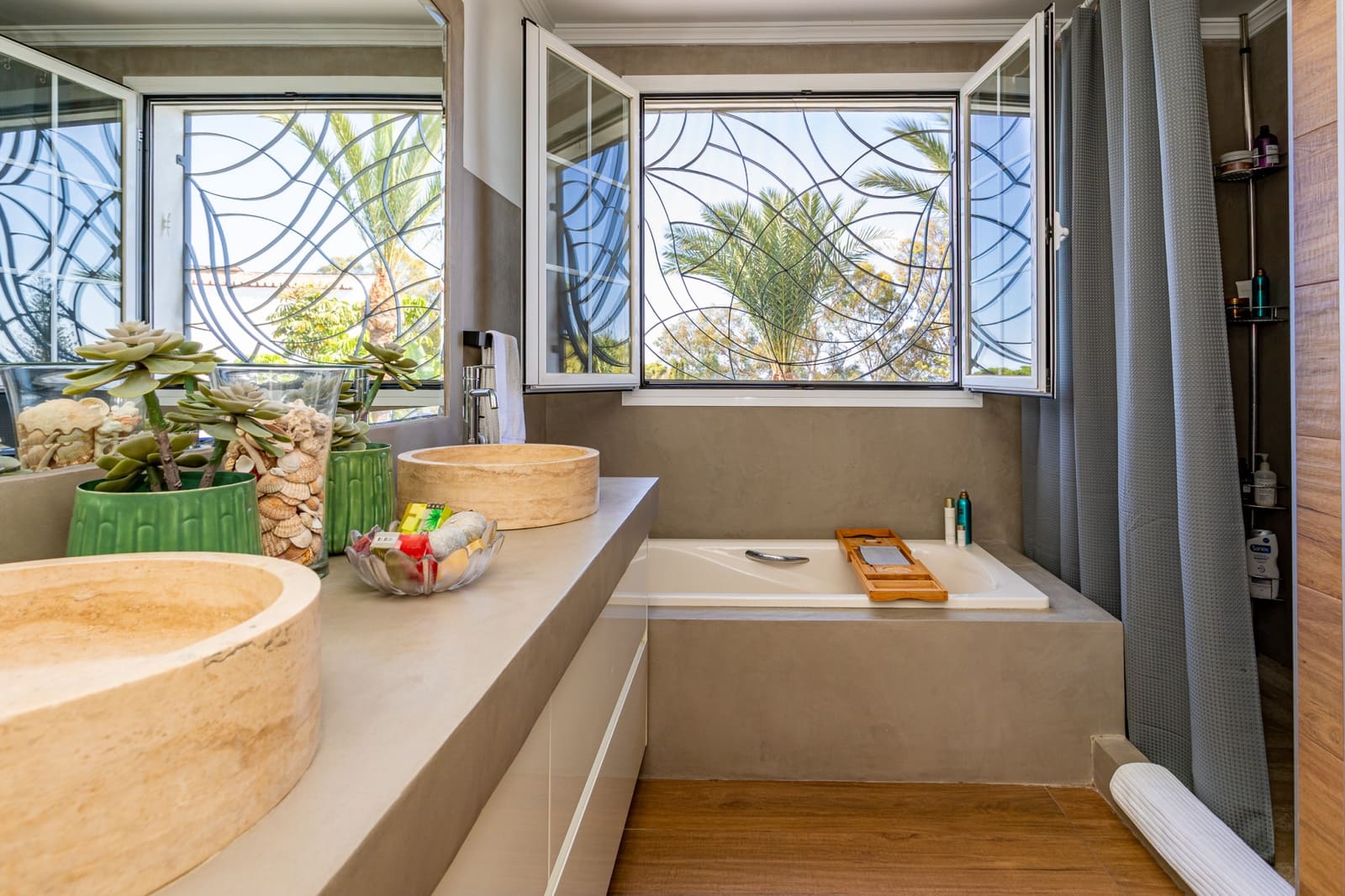 6 soveværelse Villa til salg i Calahonda med swimmingpool garage - € 1.600.000 (Ref: 9208003)