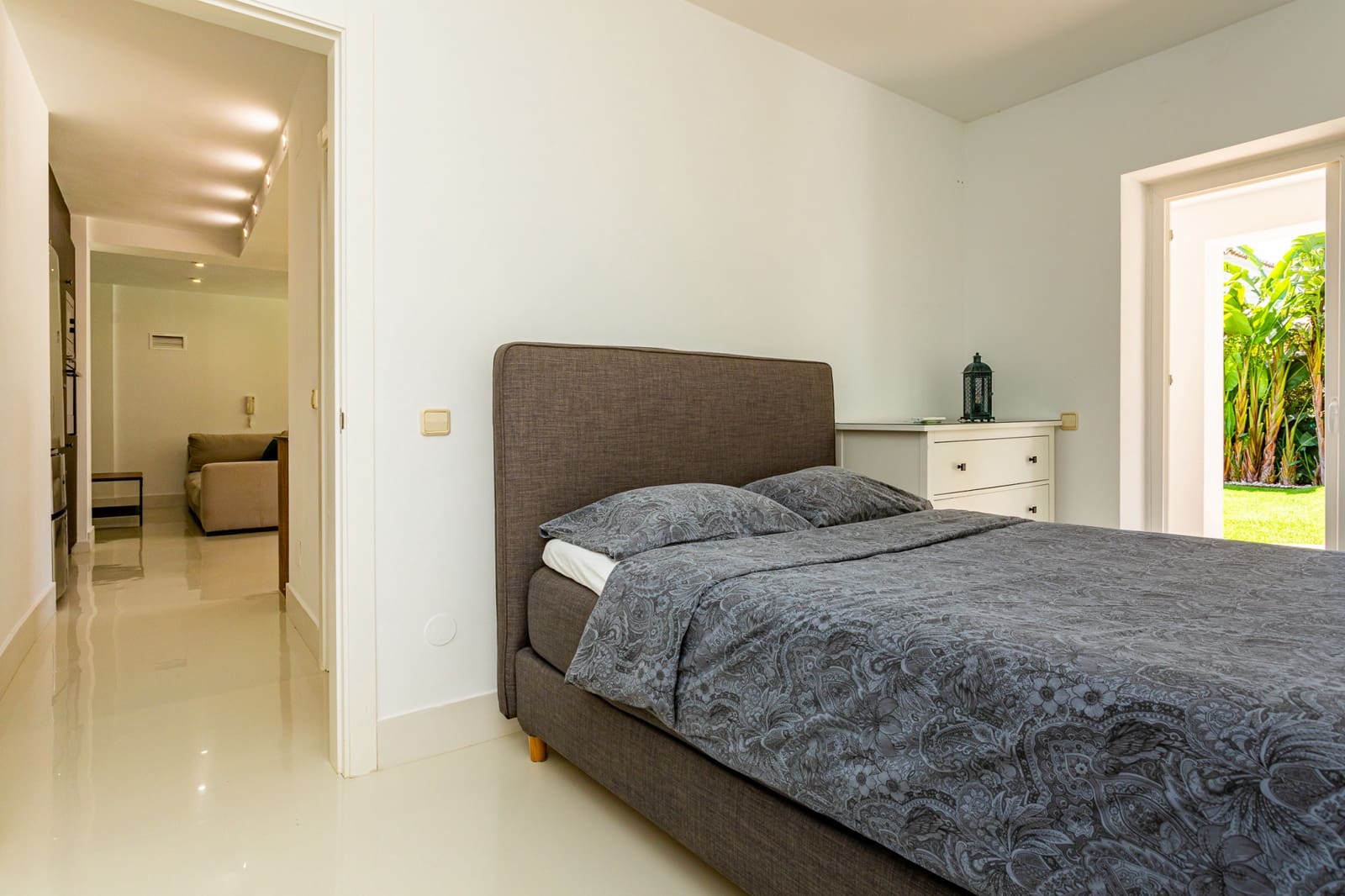 6 soveværelse Villa til salg i Calahonda med swimmingpool garage - € 1.600.000 (Ref: 9208003)