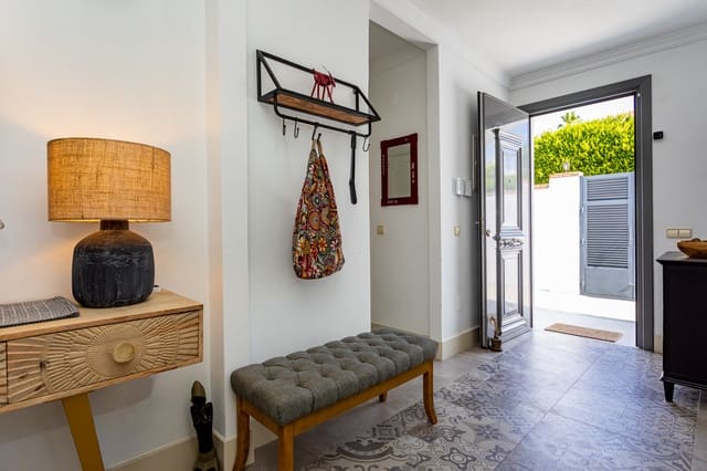 6 soverom Villa til salgs i Calahonda, Mijas med svømmebasseng garasje - € 1 600 000 (Ref: 9208003)