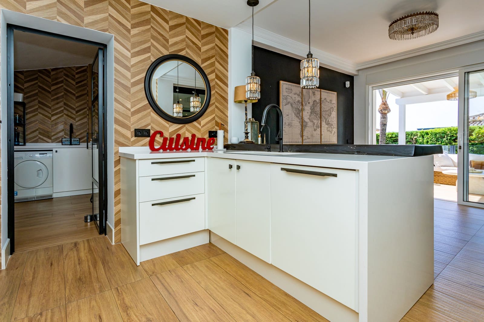 6 soveværelse Villa til salg i Calahonda med swimmingpool garage - € 1.600.000 (Ref: 9208003)