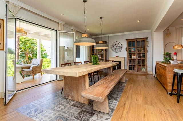 6 soverom Villa til salgs i Calahonda, Mijas med svømmebasseng garasje - € 1 600 000 (Ref: 9208003)