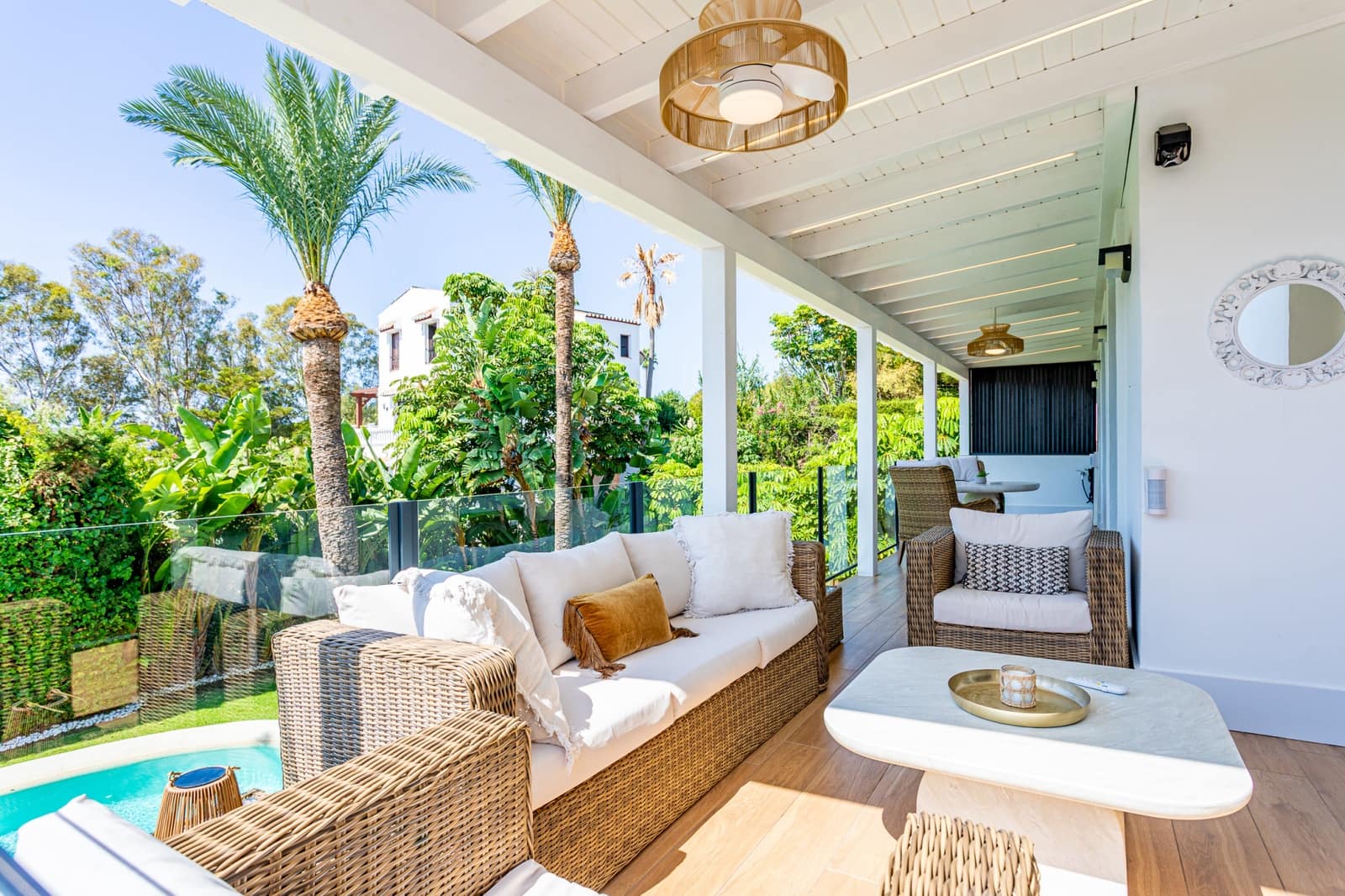 6 soveværelse Villa til salg i Calahonda med swimmingpool garage - € 1.600.000 (Ref: 9208003)