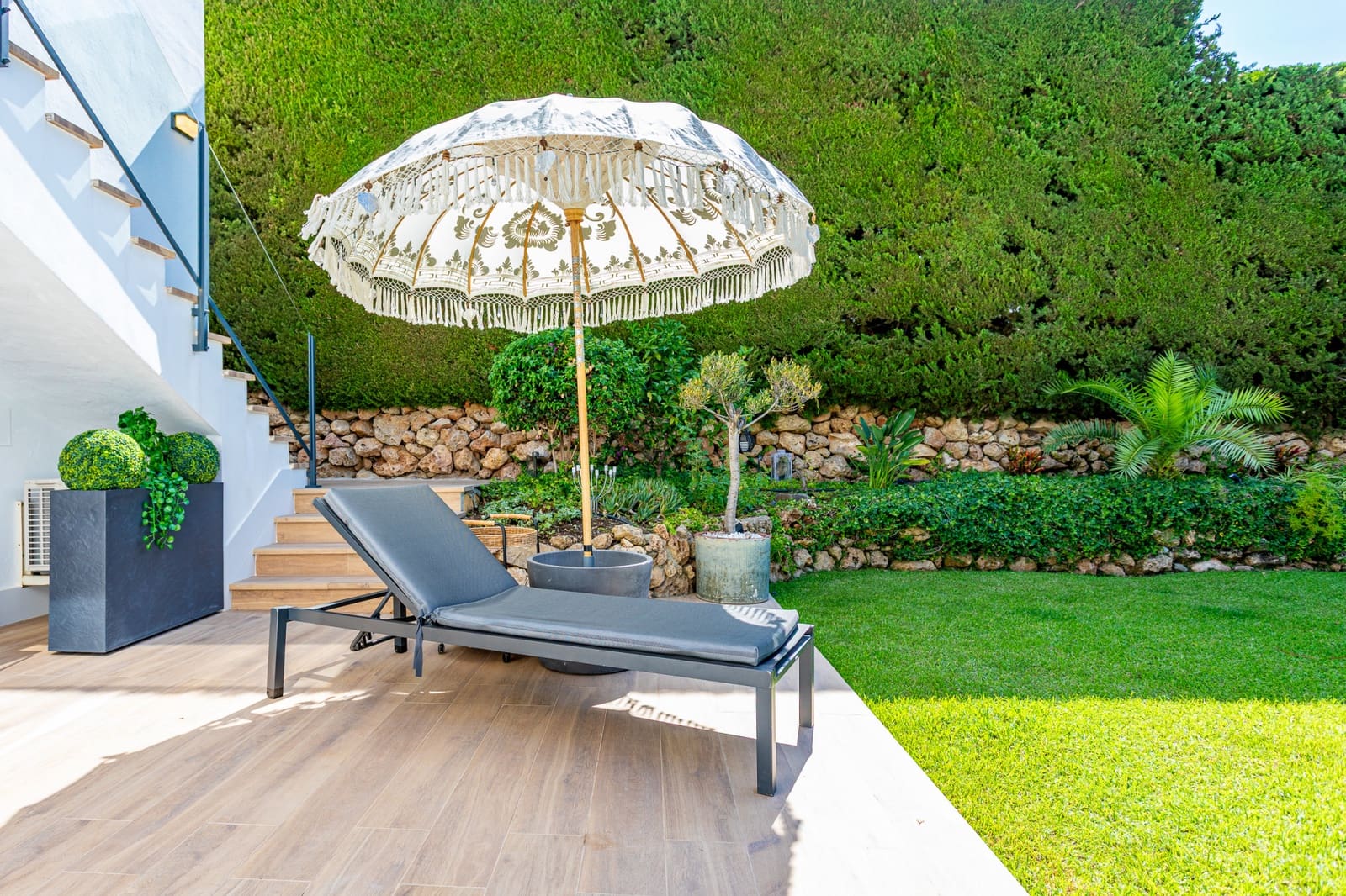 6 soveværelse Villa til salg i Calahonda med swimmingpool garage - € 1.600.000 (Ref: 9208003)