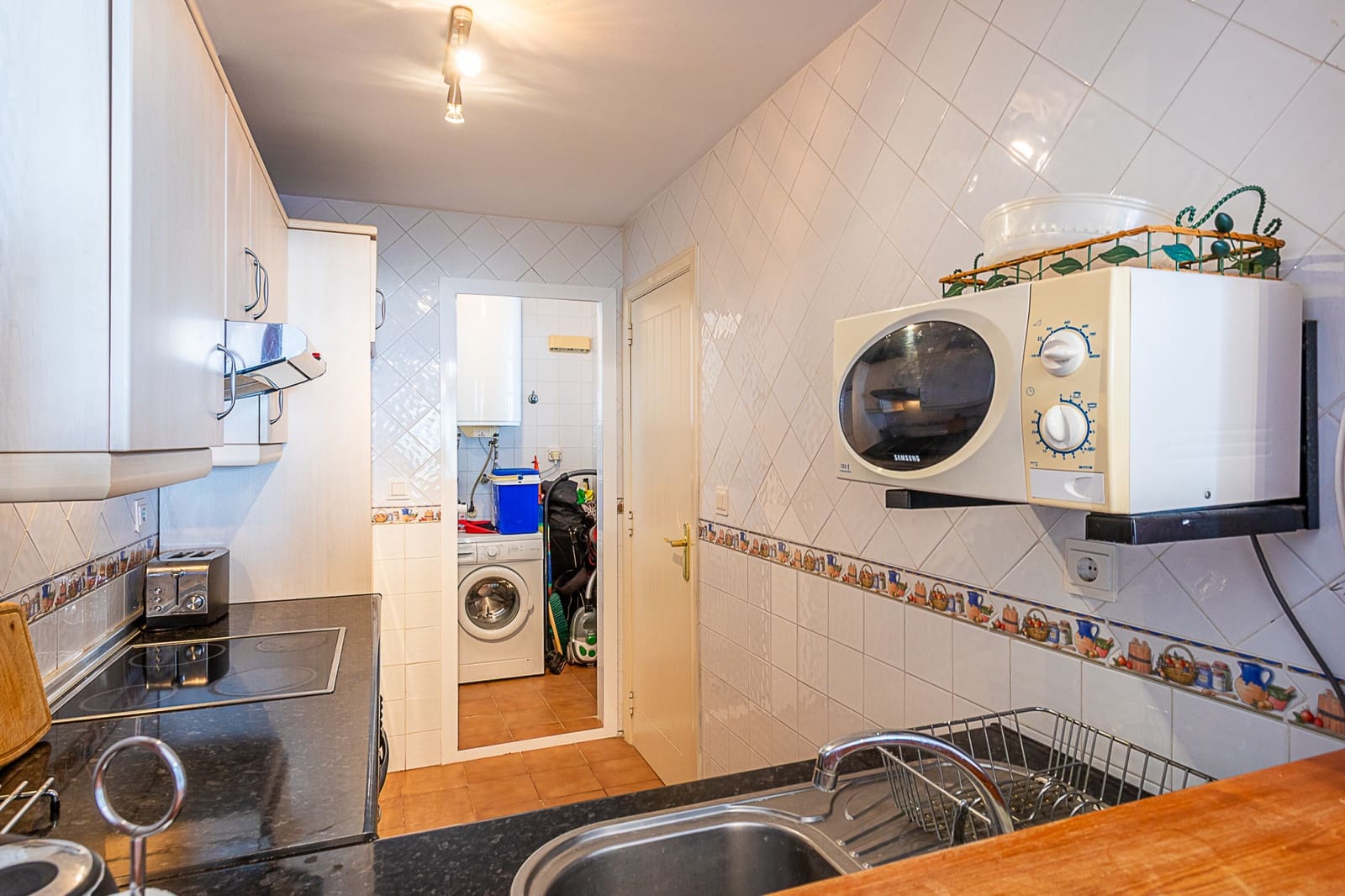 Apartamento de 2 habitaciones en Calahonda en venta con piscina garaje - 349.000 € (Ref: 9232078)