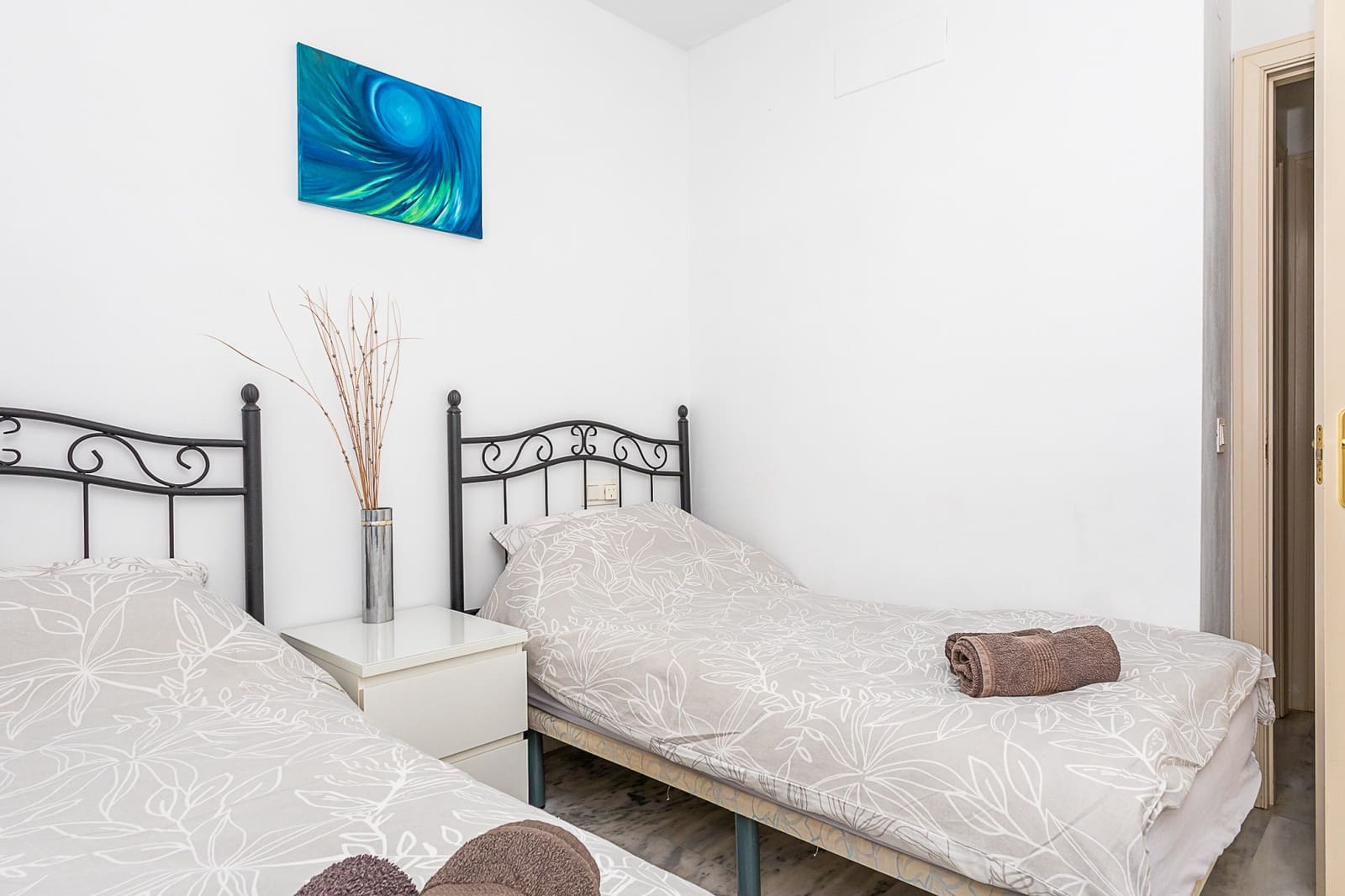 Apartamento de 2 habitaciones en Calahonda en venta con piscina garaje - 349.000 € (Ref: 9232078)