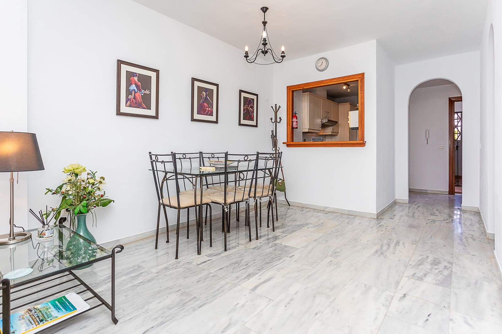 Apartamento de 2 habitaciones en Calahonda en venta con piscina garaje - 349.000 € (Ref: 9232078)