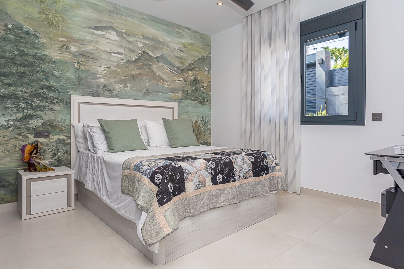 3 soverom Villa til salgs i Mijas Costa med svømmebasseng garasje - € 1 485 000 (Ref: 9256628)