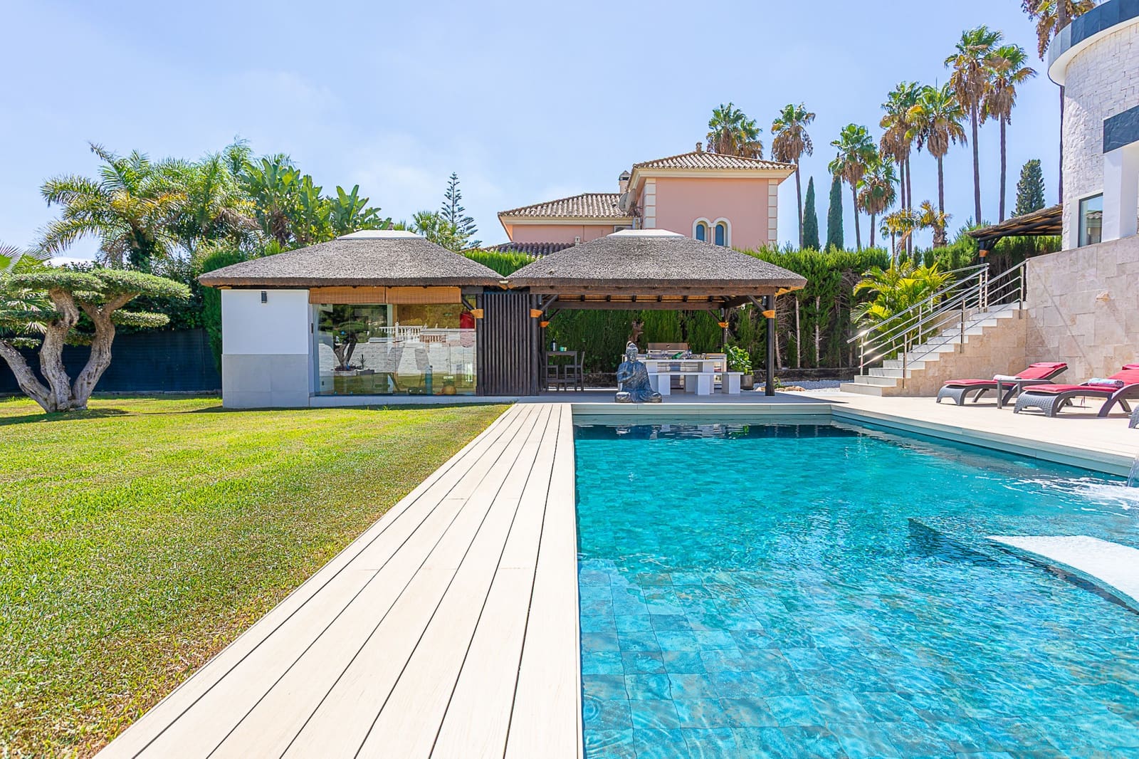 3 soverom Villa til salgs i Mijas Costa med svømmebasseng garasje - € 1 485 000 (Ref: 9256628)