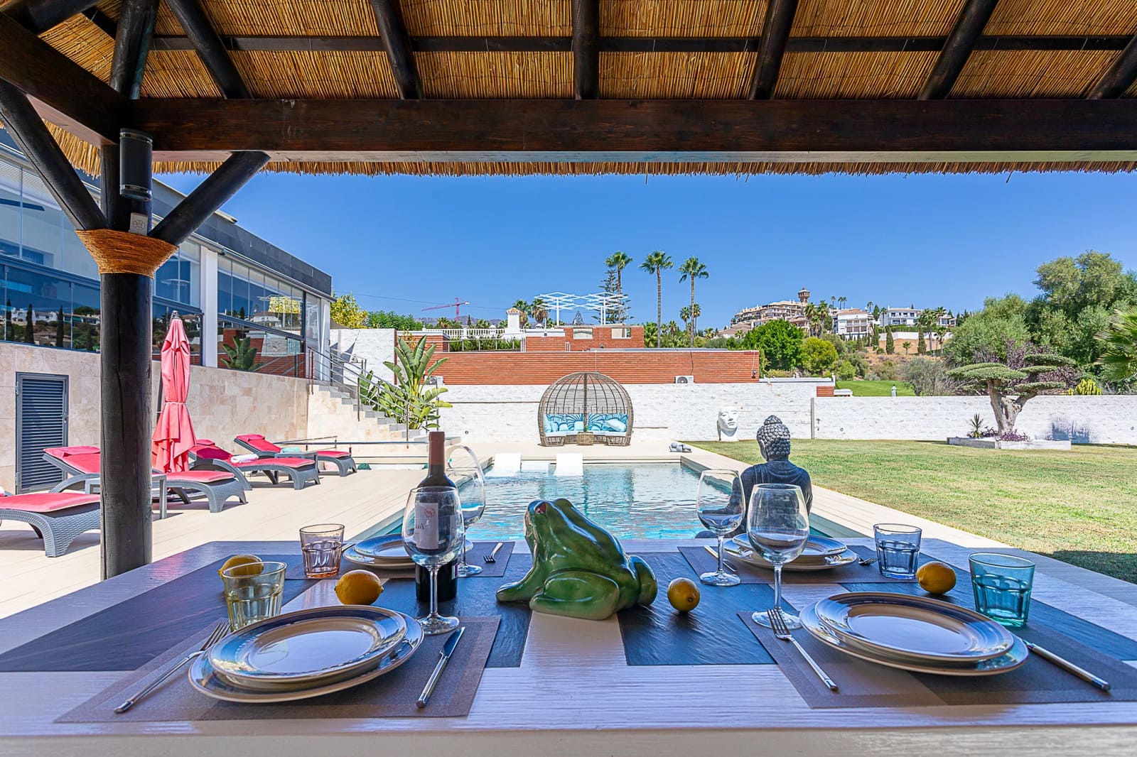 3 soverom Villa til salgs i Mijas Costa med svømmebasseng garasje - € 1 485 000 (Ref: 9256628)