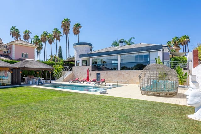 3 slaapkamer Villa te koop in Mijas Costa, Mijas met zwembad garage - € 1.485.000 (Ref: 9256628)