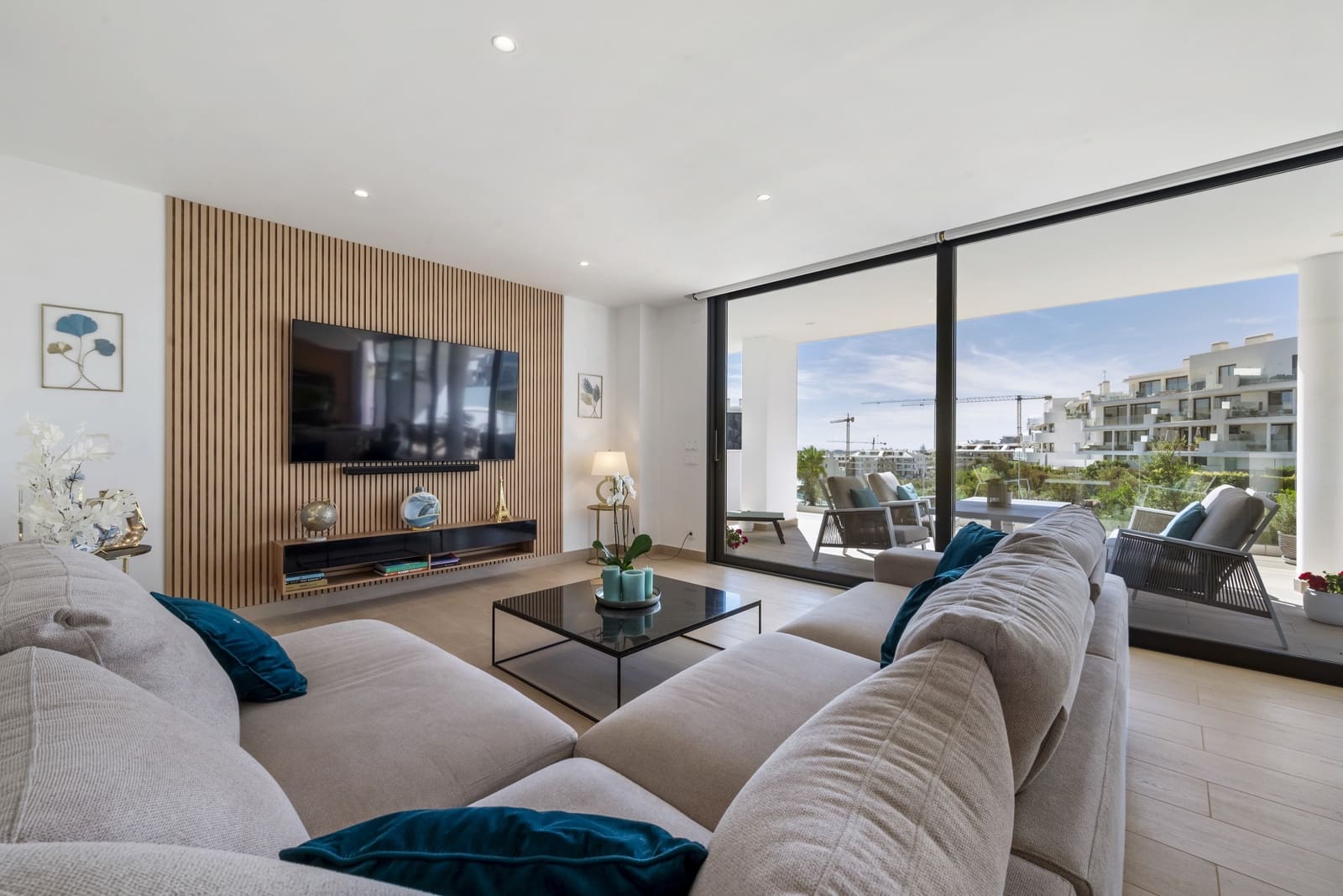 3 soveværelse Lejlighed til salg i Fuengirola med swimmingpool garage - € 799.000 (Ref: 9262097)