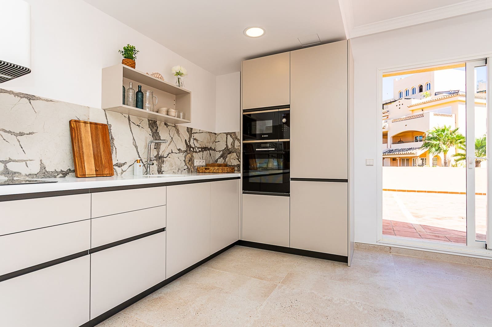 3 soveværelse Penthouse til salg i Marbella med swimmingpool garage - € 725.000 (Ref: 9263926)