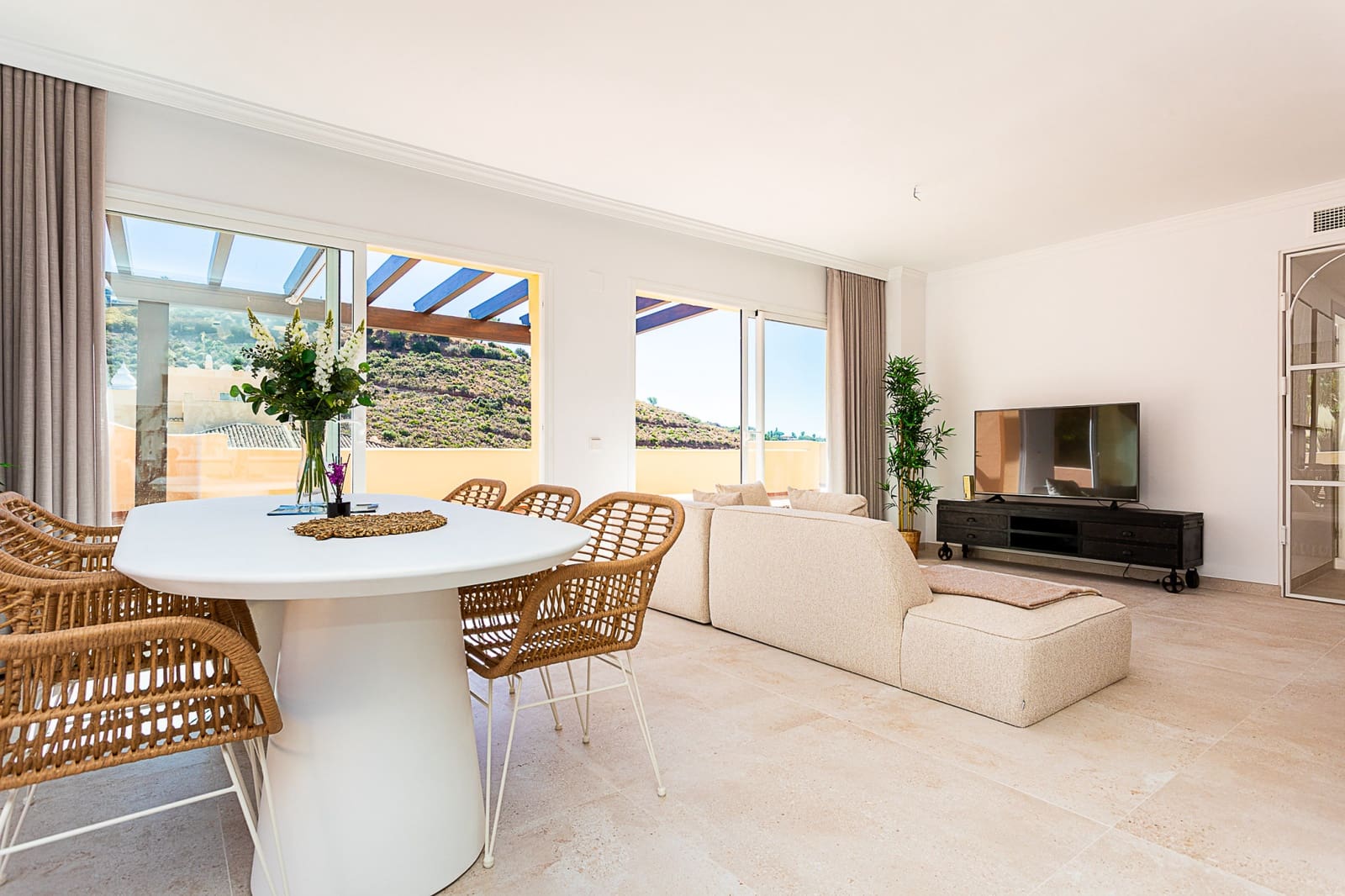 3 soveværelse Penthouse til salg i Marbella med swimmingpool garage - € 725.000 (Ref: 9263926)