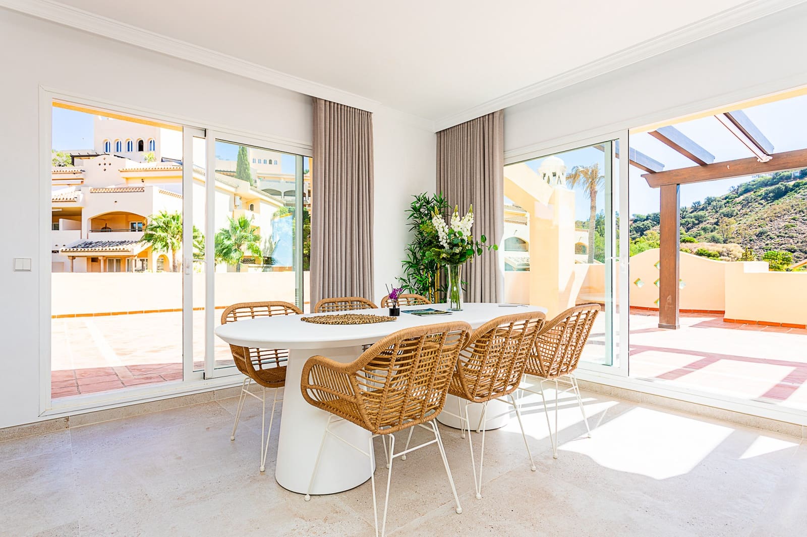 3 soveværelse Penthouse til salg i Marbella med swimmingpool garage - € 725.000 (Ref: 9263926)