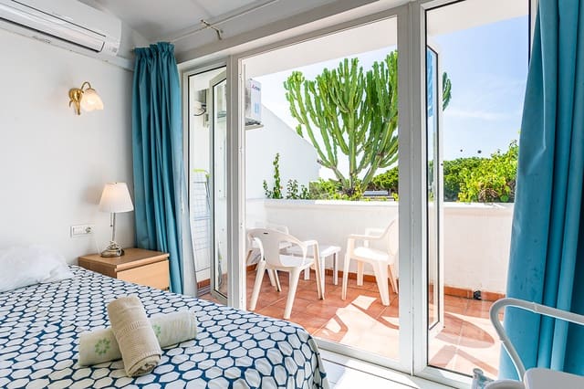 3 sypialnia Dom na sprzedaż w Calahonda, Mijas z basenem - 360 000 € (Ref: 9269052)