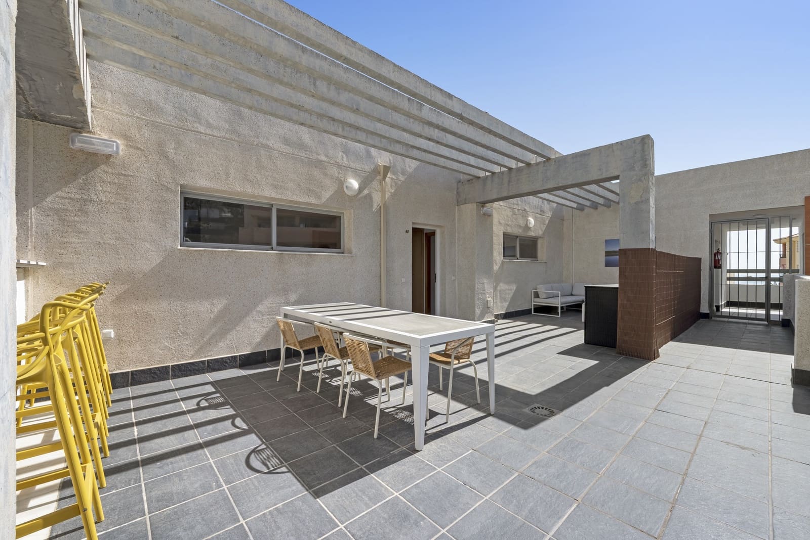 4 Zimmer Penthouse zu verkaufen in Riviera del Sol mit Pool Garage - 770.000 € (Ref: 9269054)