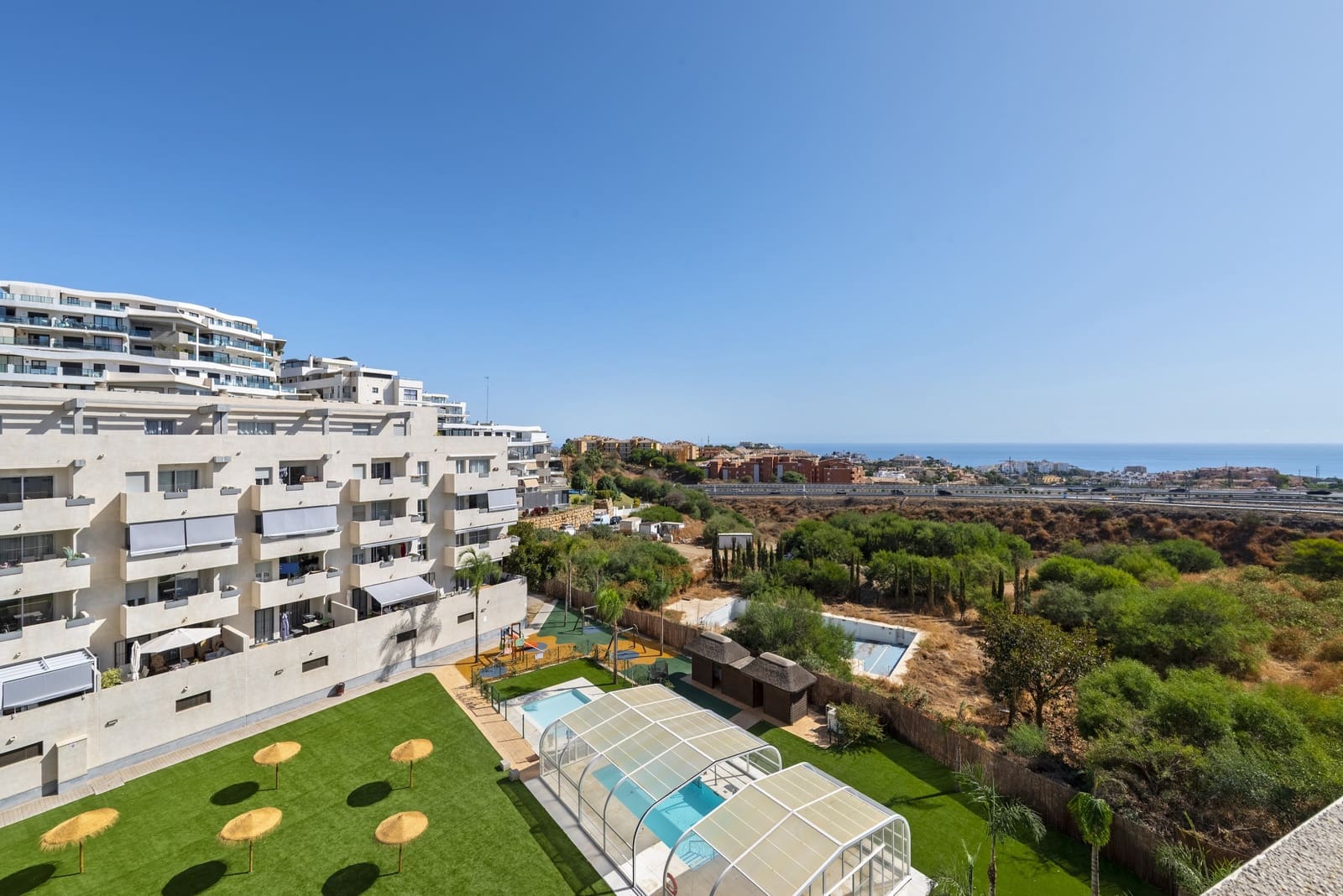 4 Zimmer Penthouse zu verkaufen in Riviera del Sol mit Pool Garage - 770.000 € (Ref: 9269054)