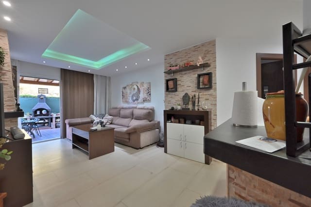 2 soverom Leilighet til salgs i Calahonda, Mijas med svømmebasseng - € 340 000 (Ref: 9271971)