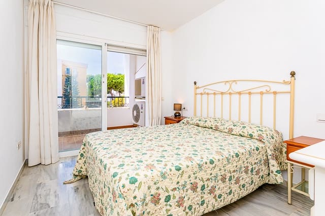 2 bedroom Apartment for sale in Calahonda, Mijas with pool garage - € 295,000 (Ref: 9275402)