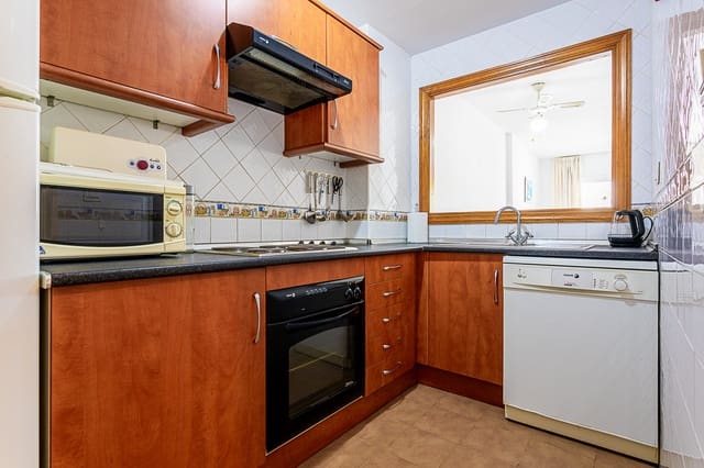 2 bedroom Apartment for sale in Calahonda, Mijas with pool garage - € 295,000 (Ref: 9275402)