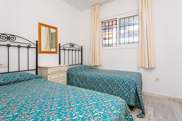 2 bedroom Apartment for sale in Calahonda, Mijas with pool garage - € 295,000 (Ref: 9275402)