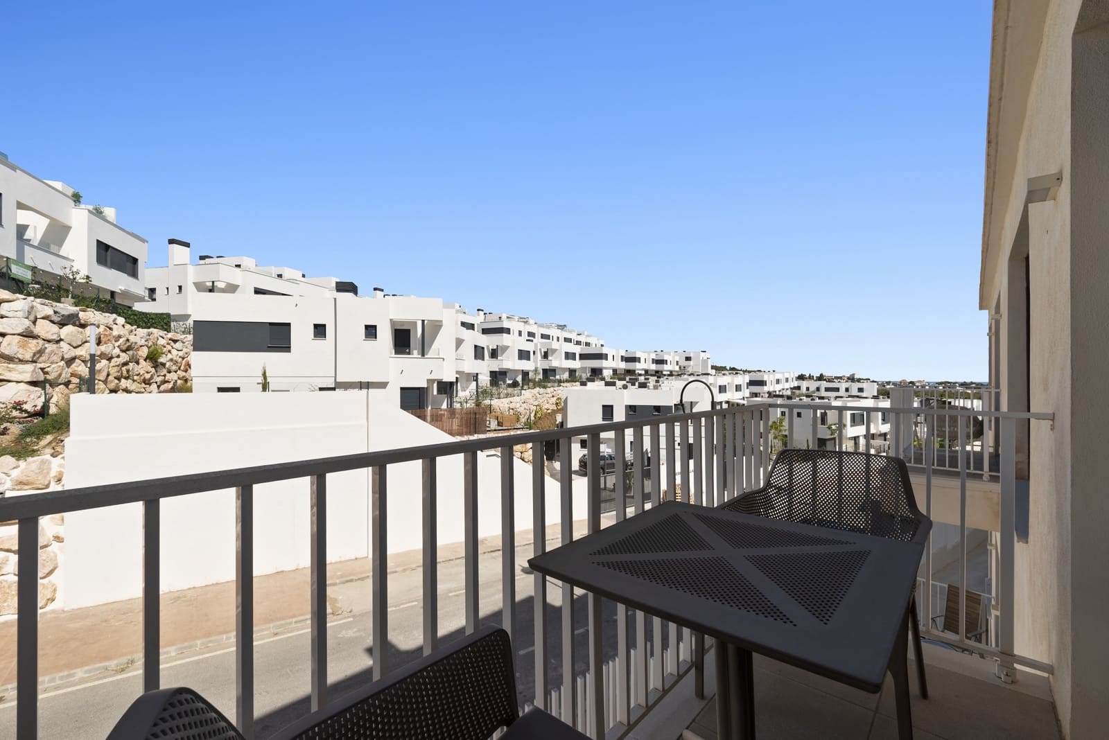 3 bedroom Apartment for sale in La Cala de Mijas with pool garage - € 725,000 (Ref: 9290010)