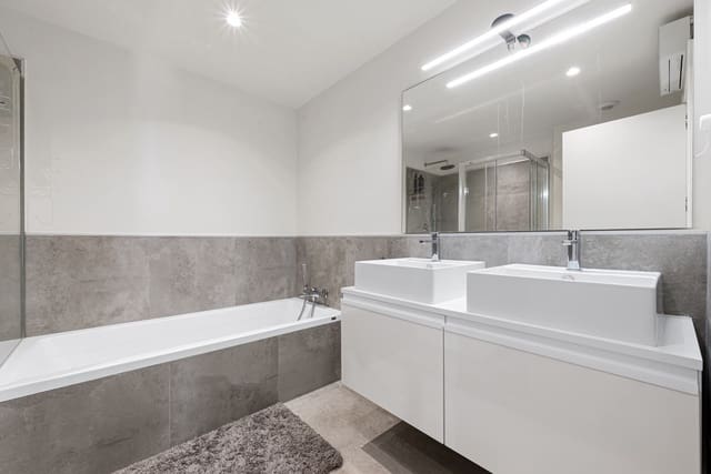 3 sovrum Lägenhet till salu i La Cala de Mijas, Mijas med pool garage - 725 000 € (Ref: 9290010)