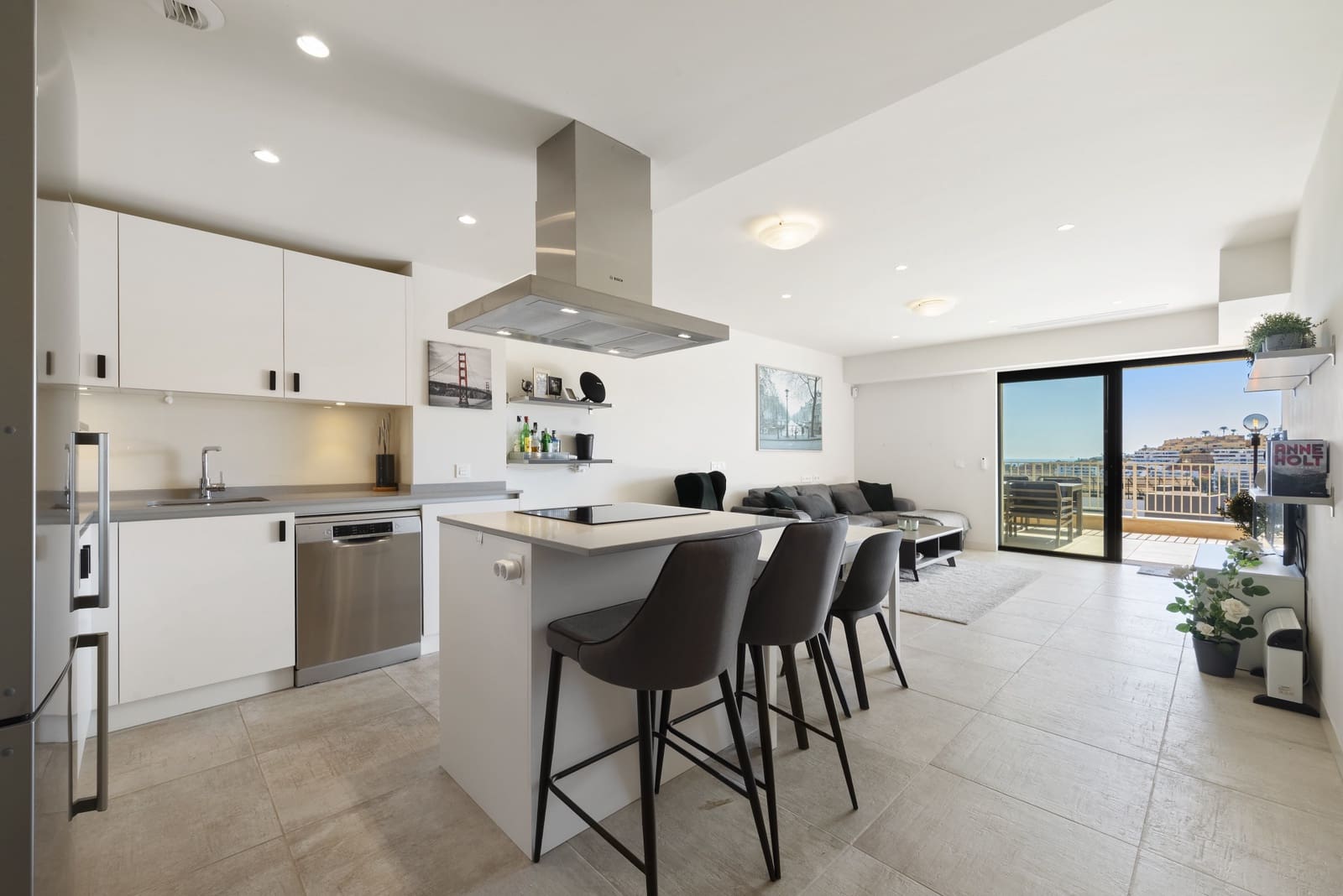 3 bedroom Apartment for sale in La Cala de Mijas with pool garage - € 725,000 (Ref: 9290010)