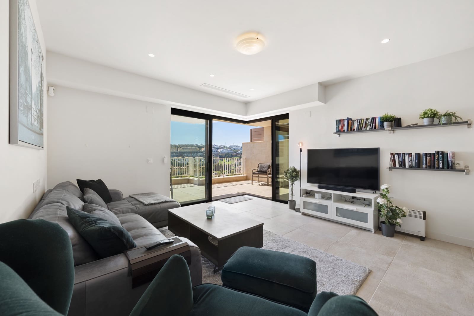 3 bedroom Apartment for sale in La Cala de Mijas with pool garage - € 725,000 (Ref: 9290010)