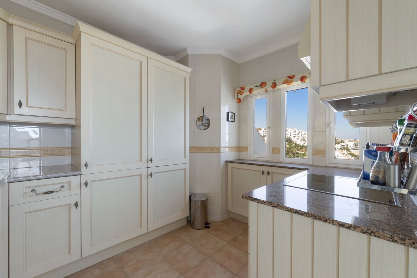 Ático de 2 habitaciones en Calahonda en venta con piscina garaje - 340.000 € (Ref: 9290011)