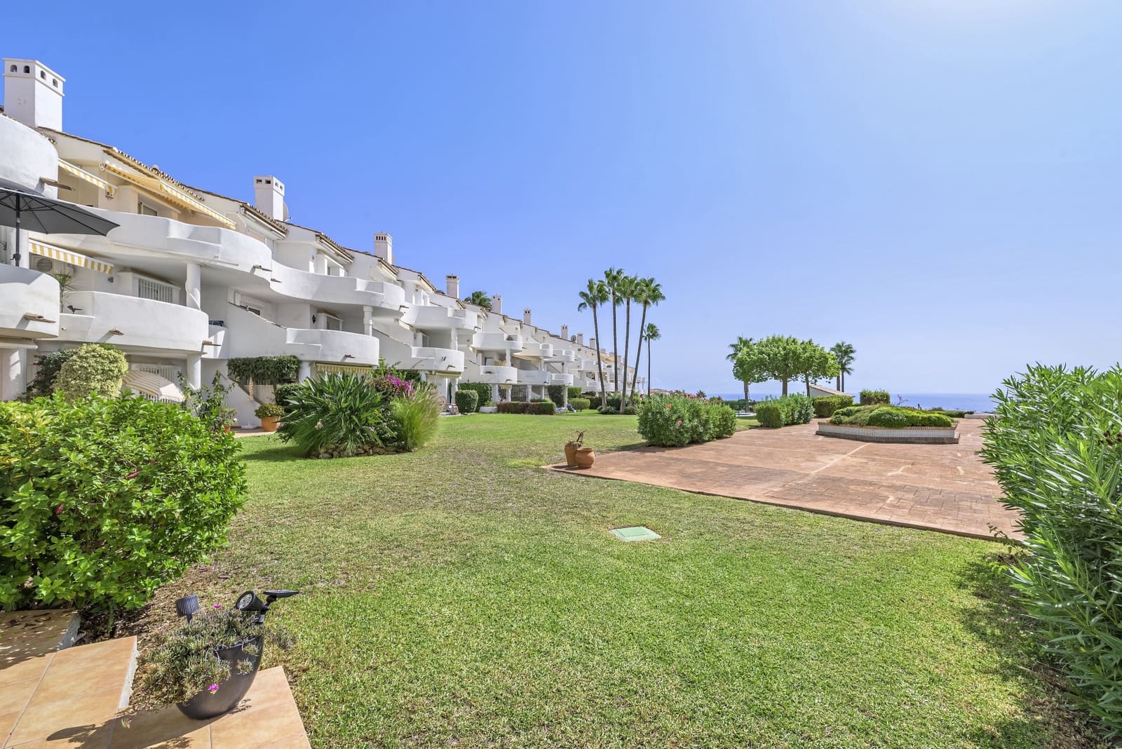 Ático de 2 habitaciones en Calahonda en venta con piscina garaje - 340.000 € (Ref: 9290011)