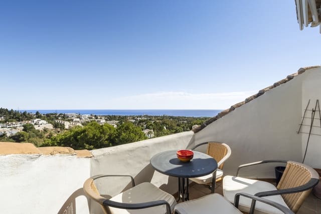 2 soverom Penthouse til salgs i Calahonda, Mijas med svømmebasseng garasje - € 340 000 (Ref: 9290011)
