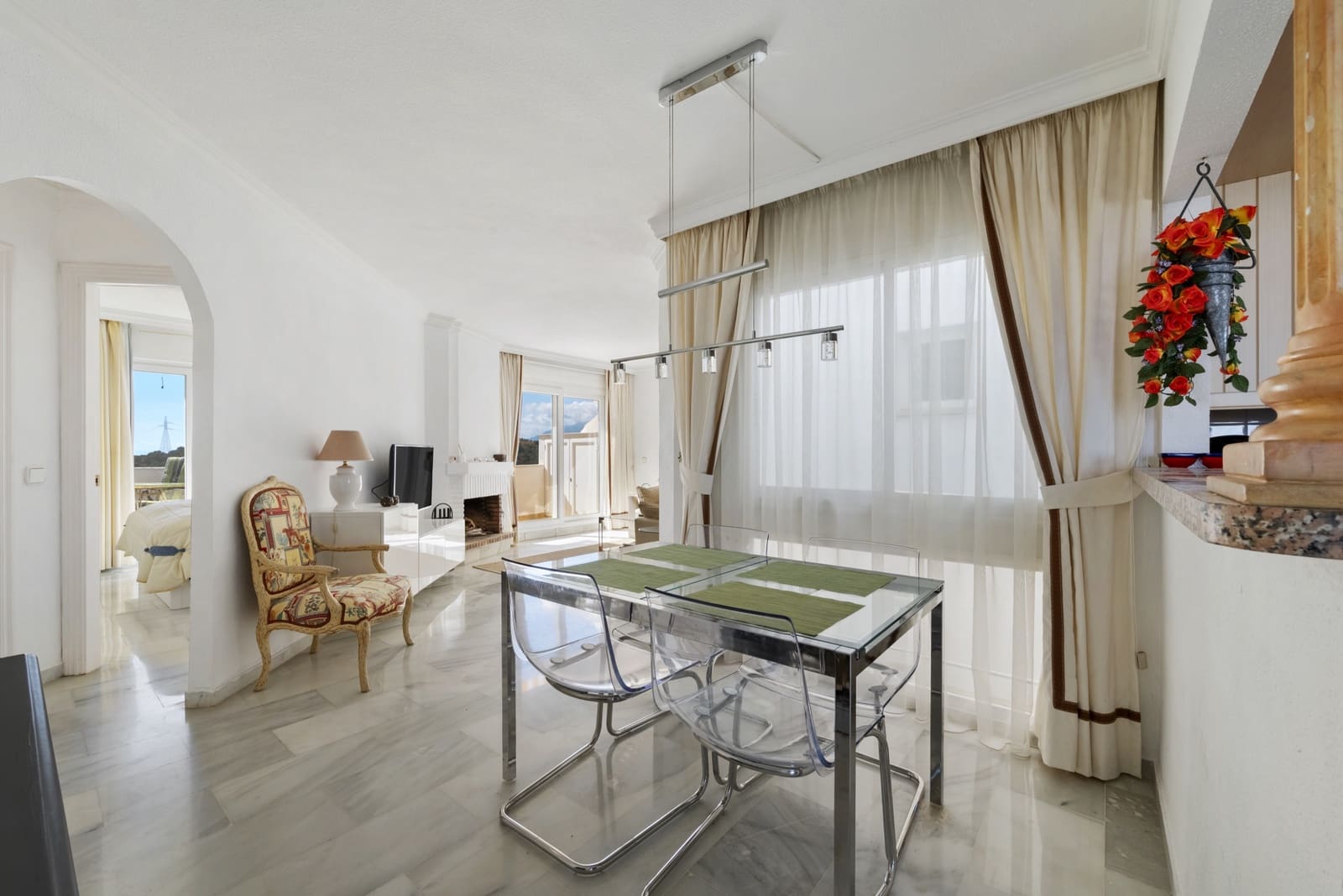 2 slaapkamer Penthouse te koop in Calahonda met zwembad garage - € 340.000 (Ref: 9290011)