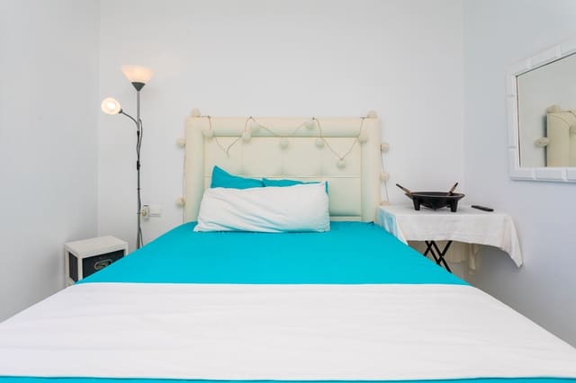 3 bedroom Semi-detached Villa for sale in Calahonda, Mijas with pool - € 475,000 (Ref: 9296528)