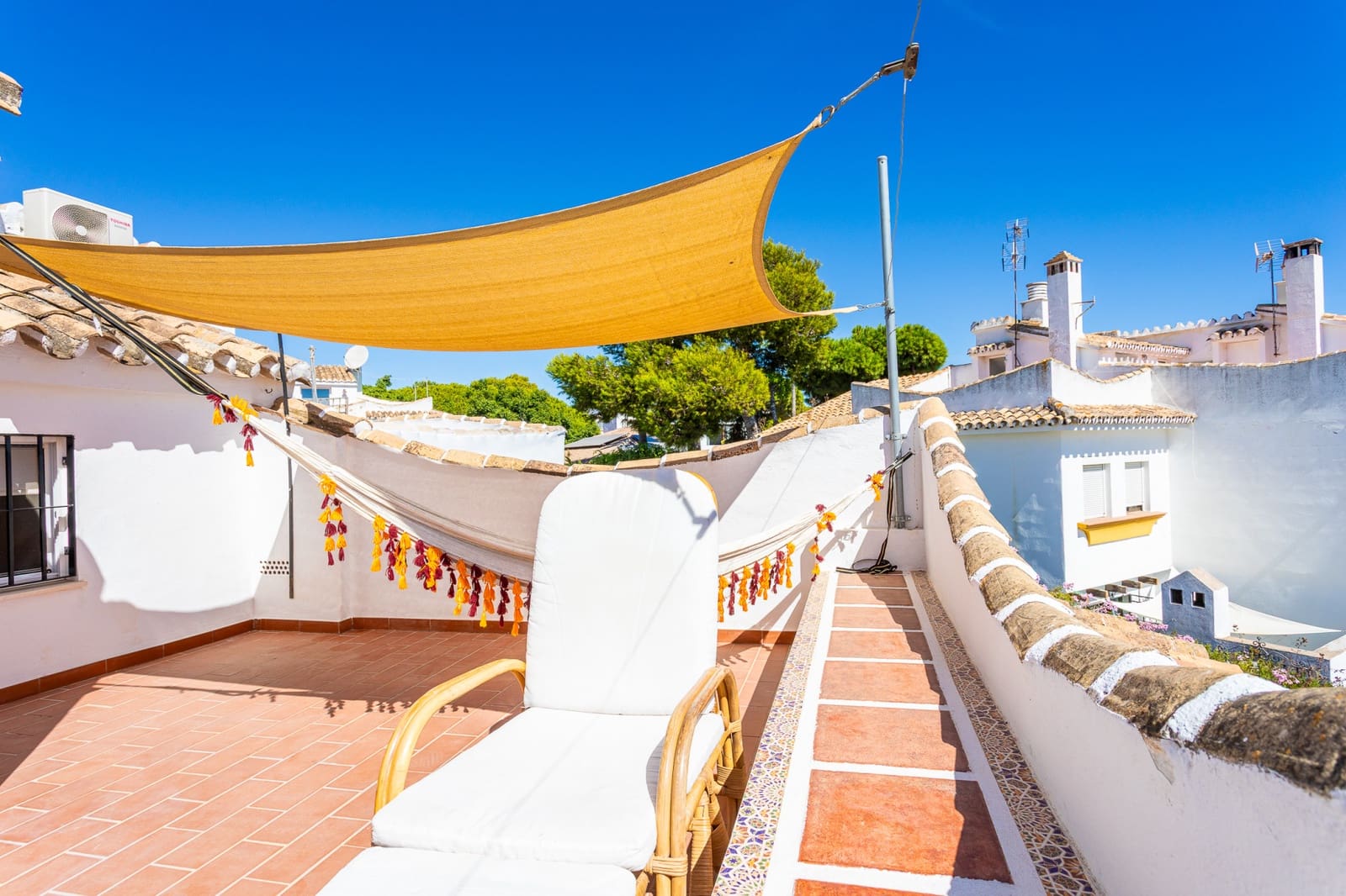 3 Zimmer Doppelhaus zu verkaufen in Calahonda mit Pool - 475.000 € (Ref: 9296528)