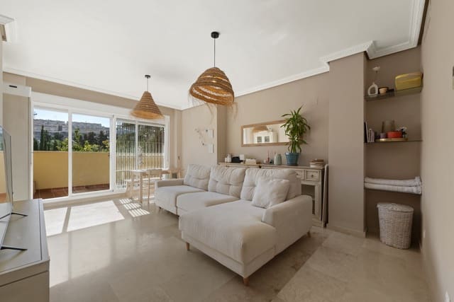 2 Zimmer Apartment zu verkaufen in La Cala de Mijas, Mijas mit Pool Garage - 385.000 € (Ref: 9304852)