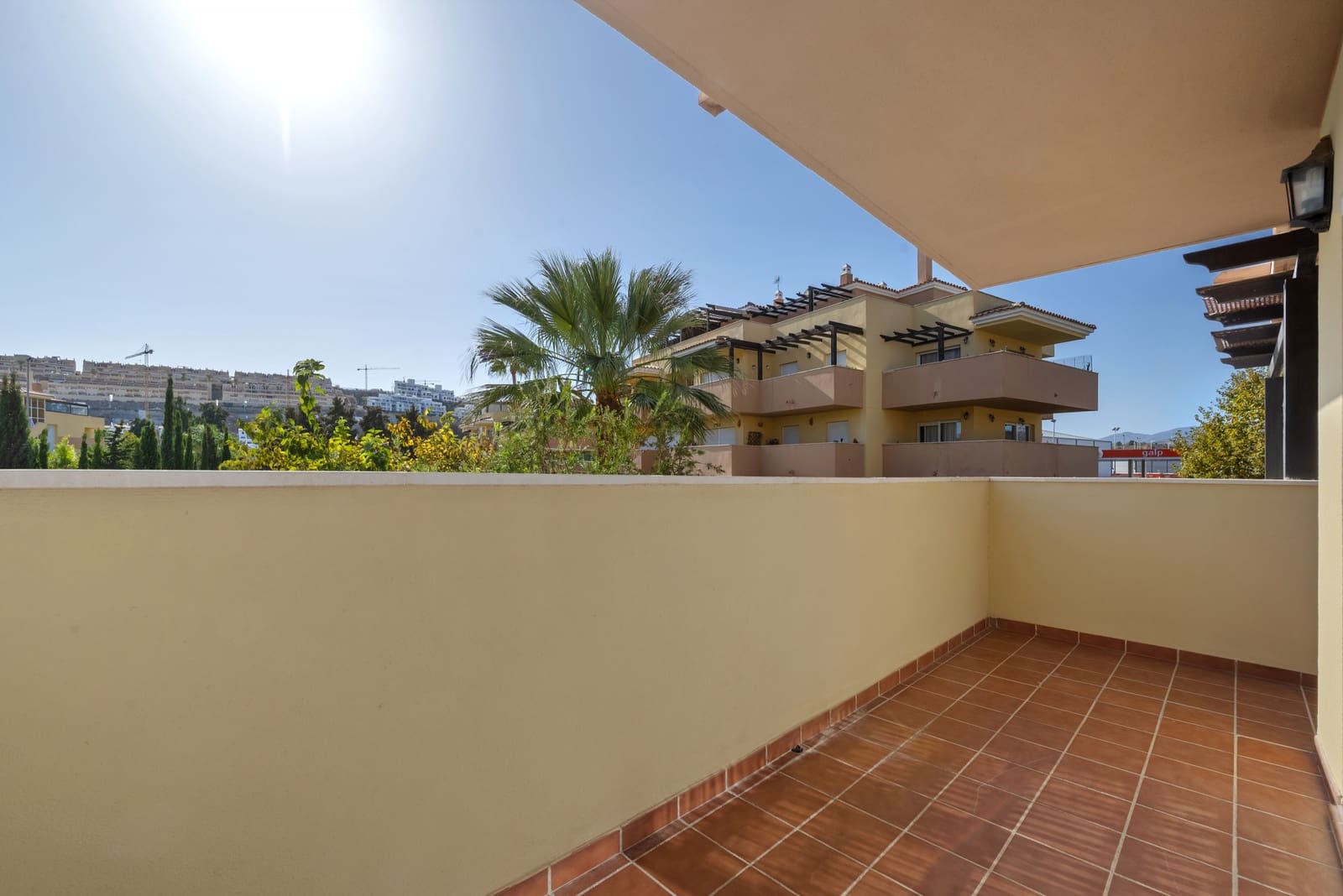 2 Zimmer Apartment zu verkaufen in La Cala de Mijas mit Pool Garage - 360.000 € (Ref: 9304852)