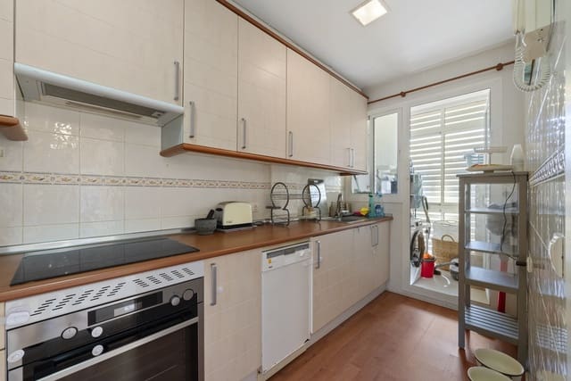 2 Zimmer Apartment zu verkaufen in La Cala de Mijas, Mijas mit Pool Garage - 385.000 € (Ref: 9304852)