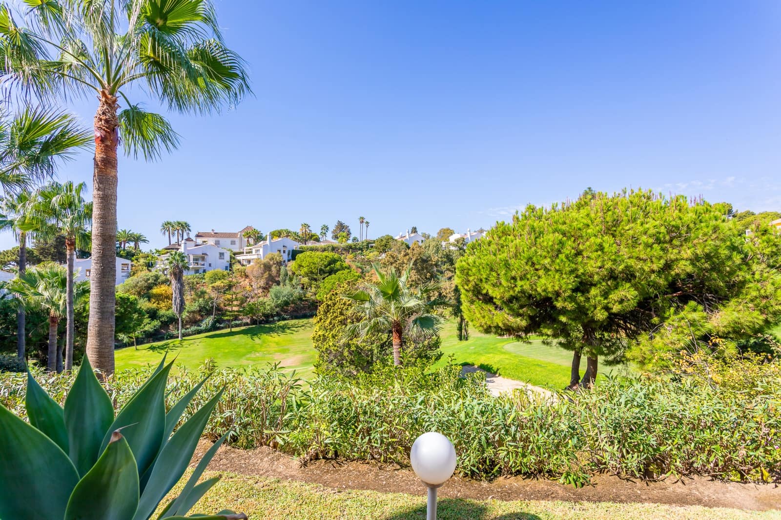 2 chambre Appartement à vendre à Calahonda avec piscine - 280 000 € (Ref: 9310282)