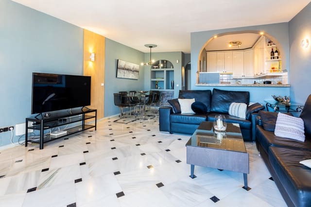 4 chambre Maison de Ville à vendre à Calahonda, Mijas avec piscine garage - 495 000 € (Ref: 9317045)